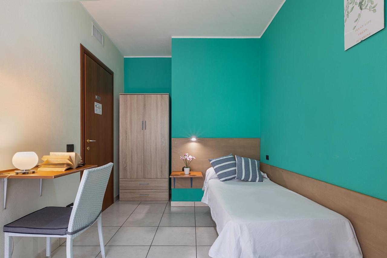 Ogliastra Apartment Rooms Cagliari Bagian luar foto